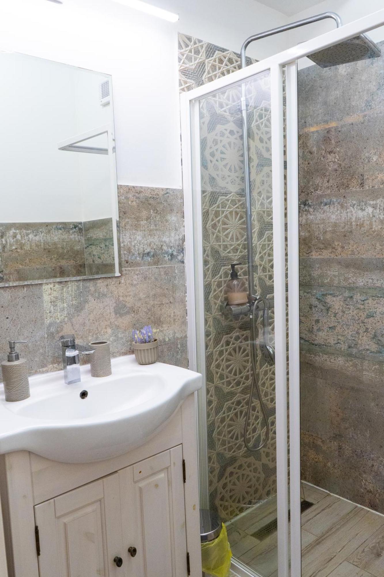 Alexis Spacious Classic Apartment Mamaia Exterior foto